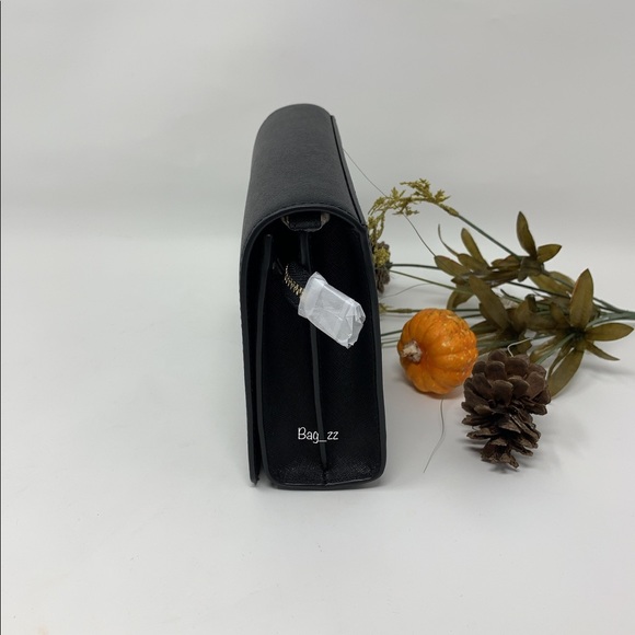 Tory Burch Emerson Combo Crossbody - Picture 2 of 9